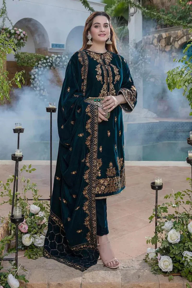 VELVET 3PC EMBROIDERED WITH VELVET EMBROIDERED DUPATTA 265