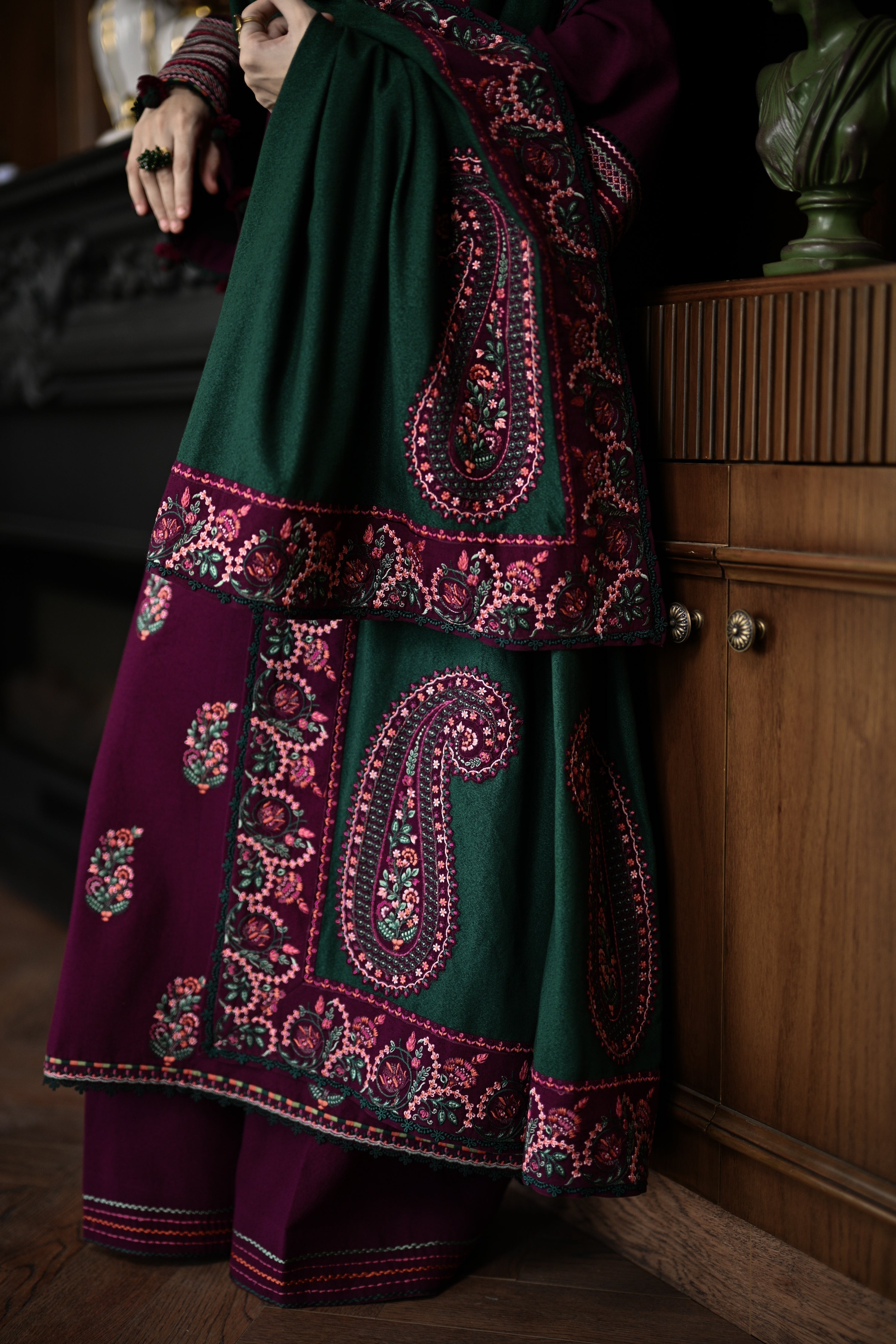 3PC - LAWN EMBROIDERED SHIRT WITH LAWN EMBROIDERED SHAWL AND TROUSER - 678L