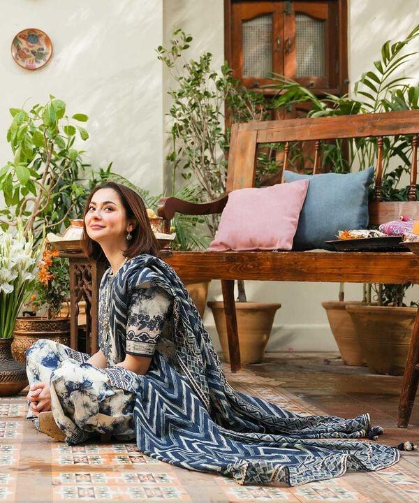 3PC - Printed Lawn Shirt With Voile Printed Dupatta - 1542