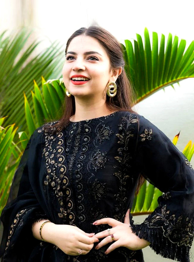 3 Piece Embroidered Lawn Shirt with Embroidered Organza Duppata A1020