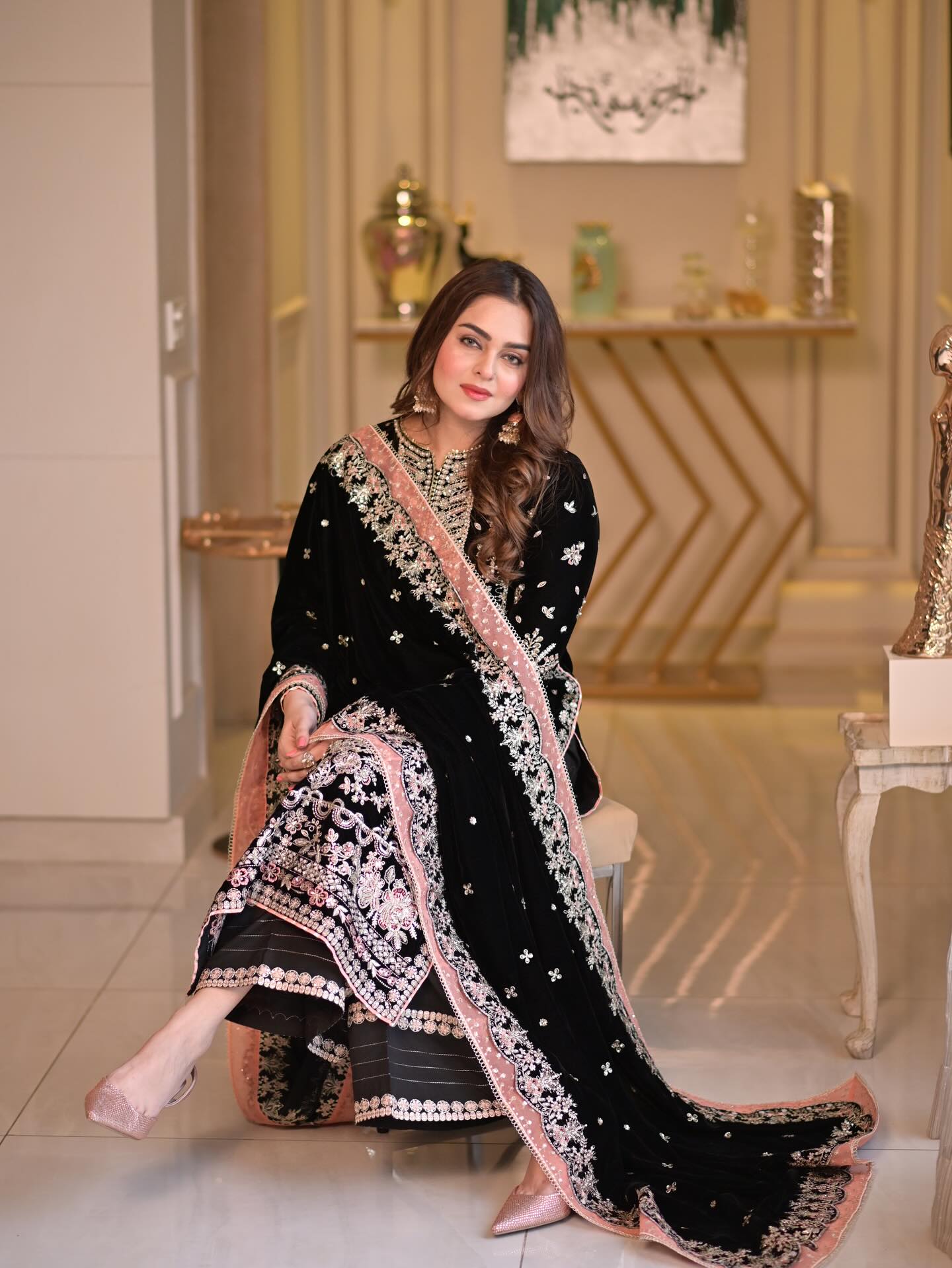 ANEELA’S LUXURY VELVET COLLECTION A680