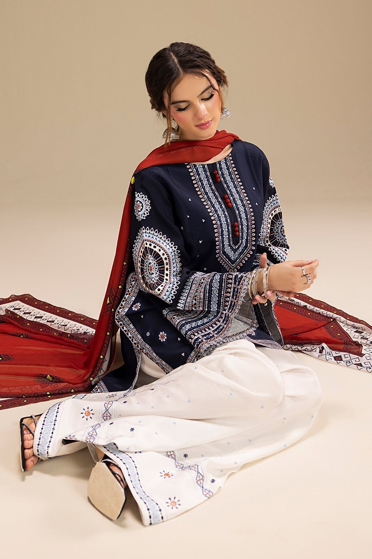 '- UNSTITCHED 3PC DHANAK EMBROIDERED SUIT 241